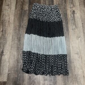 Vintage Box Office~MEDIUM~Broomstick Style Skirt In Black And White Patterns